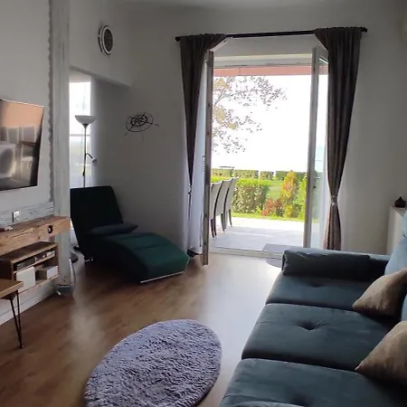 Διαμέρισμα Panorama Gold Wellness *